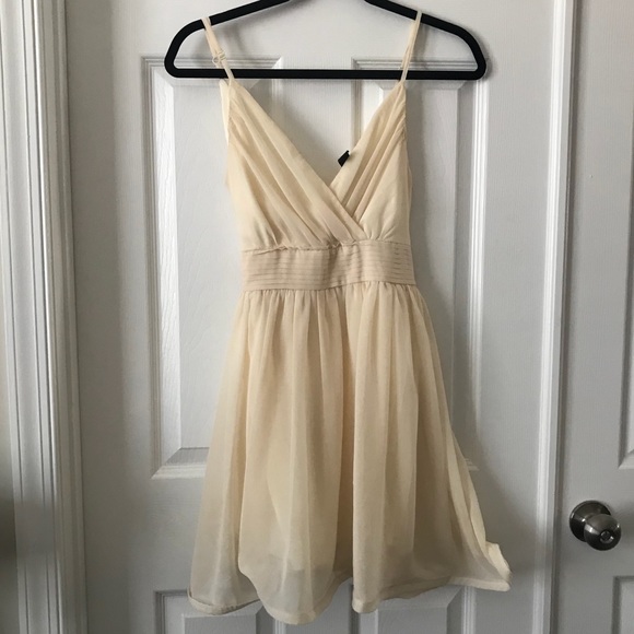 Windsor Dresses & Skirts - Windsor Ivory Chiffon Dress